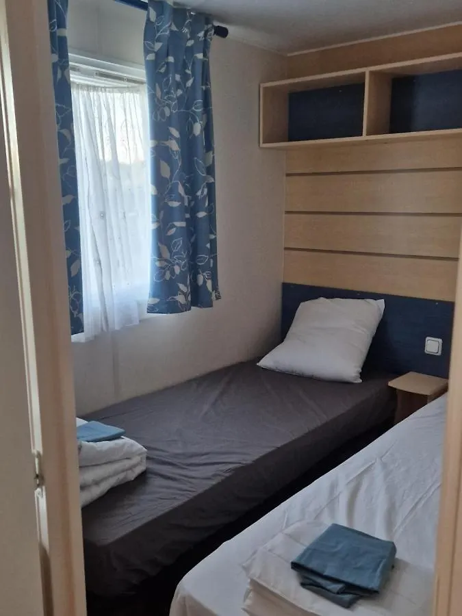 Mazet D El Gato Hotel Arles Campsite